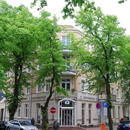 Ferienwohnung Warnemuende Am Kurpark Росток Екстериор снимка